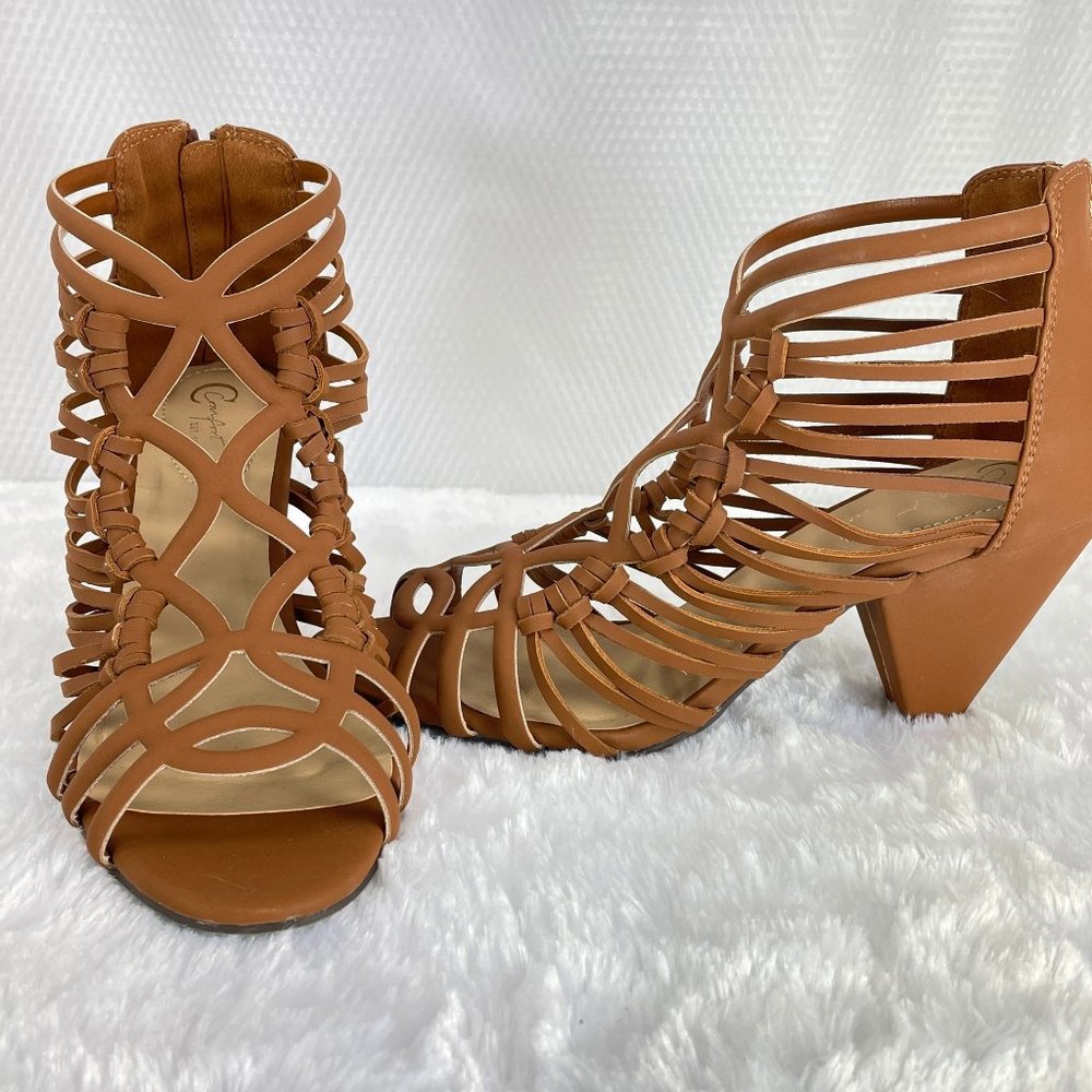 NEW! C COMFORT tan strappy sandal 3" heel zipper back over ankle - SZ 8